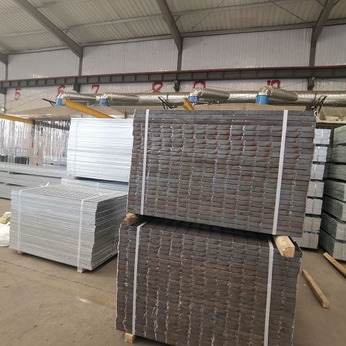 加油站鋼格柵：防爆、防靜電的安全解決方案