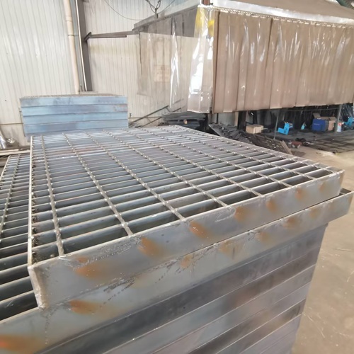 智能工廠里的鋼格板，不只是鋪地那么簡單