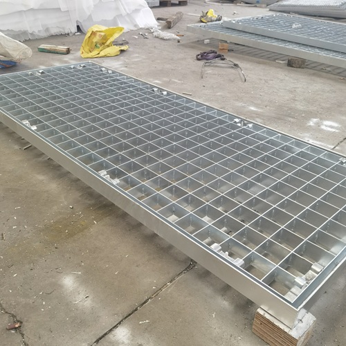 音樂節(jié)舞臺(tái)搭建為什么離不開鋼格柵板